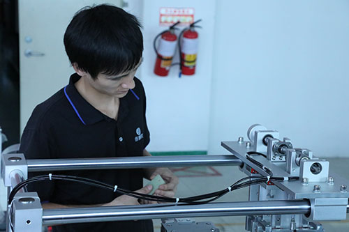 全自動點膠機(jī)多少錢
